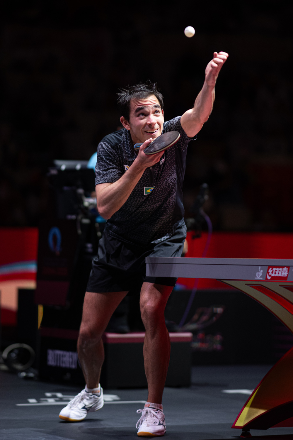 过人的球场 过人的球场