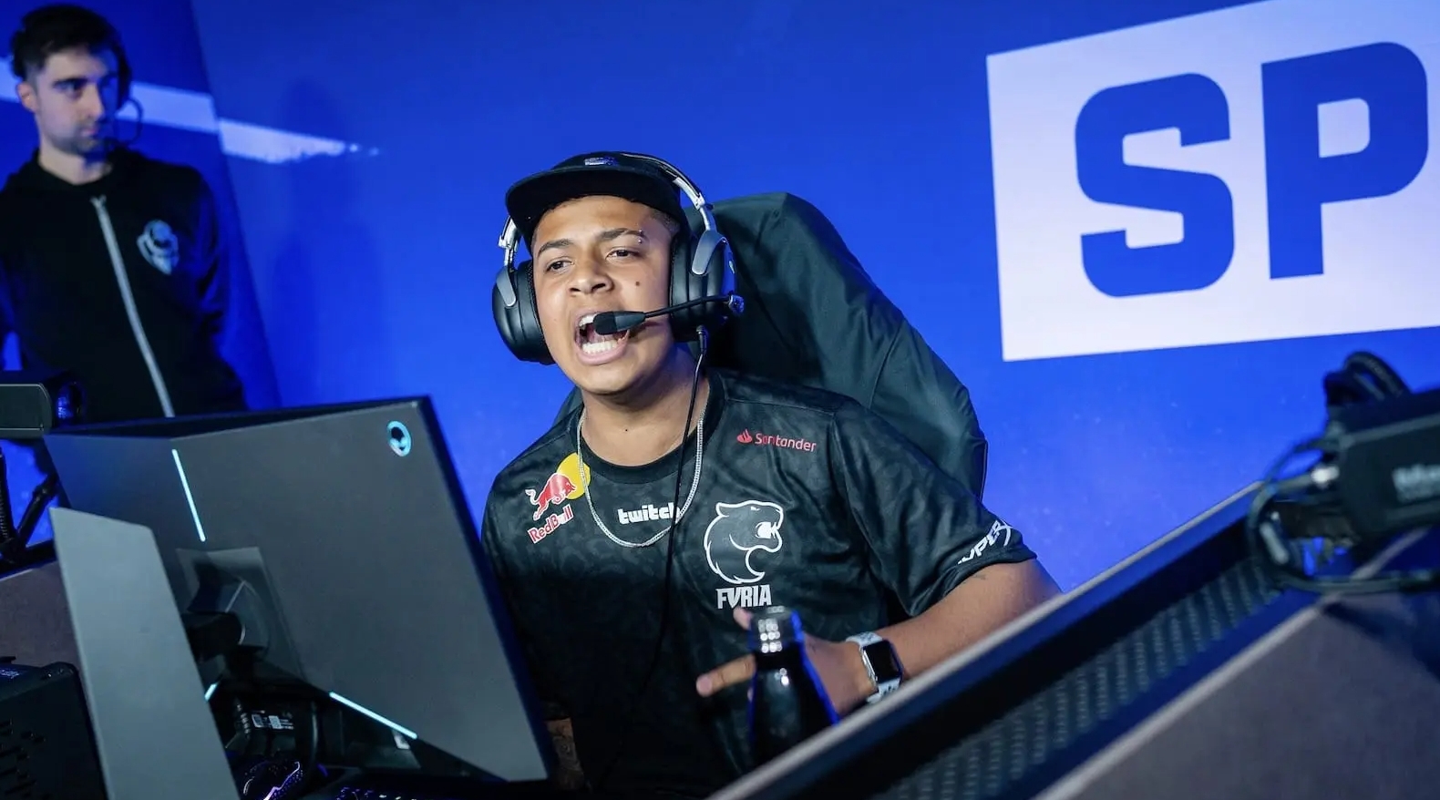 而是采取快 而是采取快