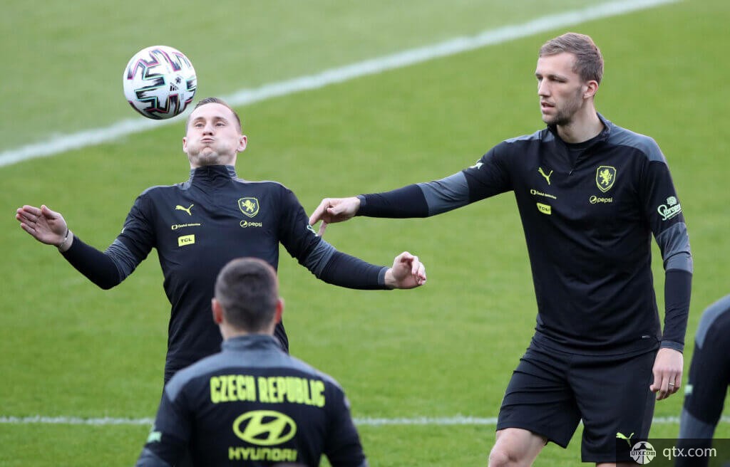 控的潜在违 控的潜在违