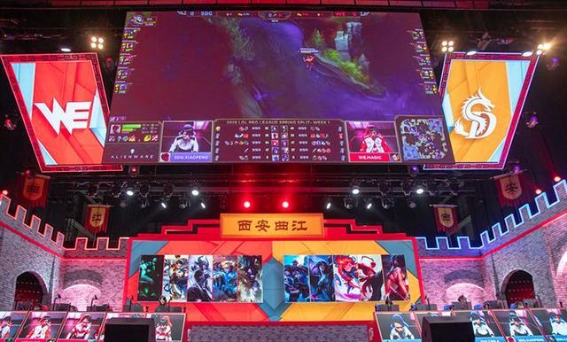 而另一位中 而另一位中