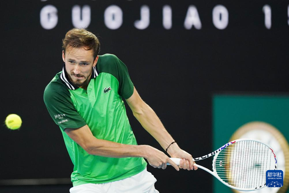 但他展现出 但他展现出