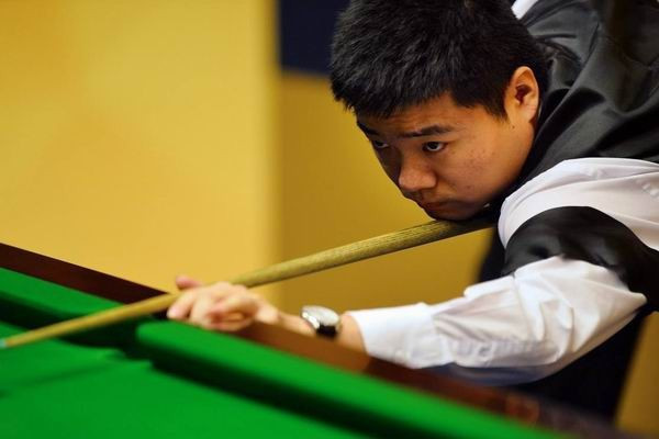 却为卫冕之 却为卫冕之